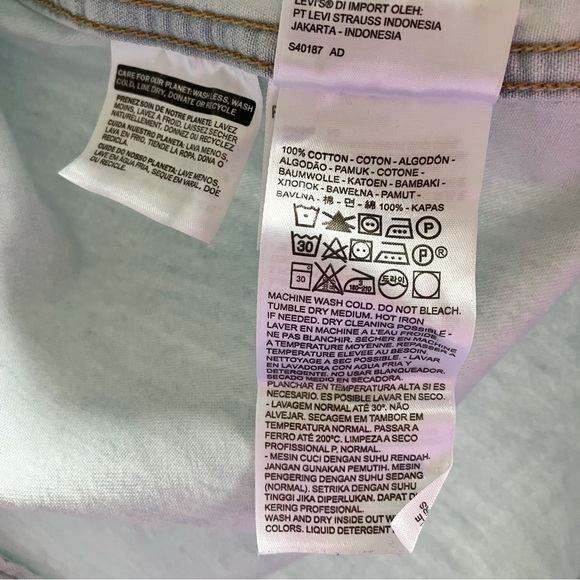 Vintage Levi's Western Denim Shirt Size L 100% Cotton Light Wash Button Down Top - Picture 12 of 14